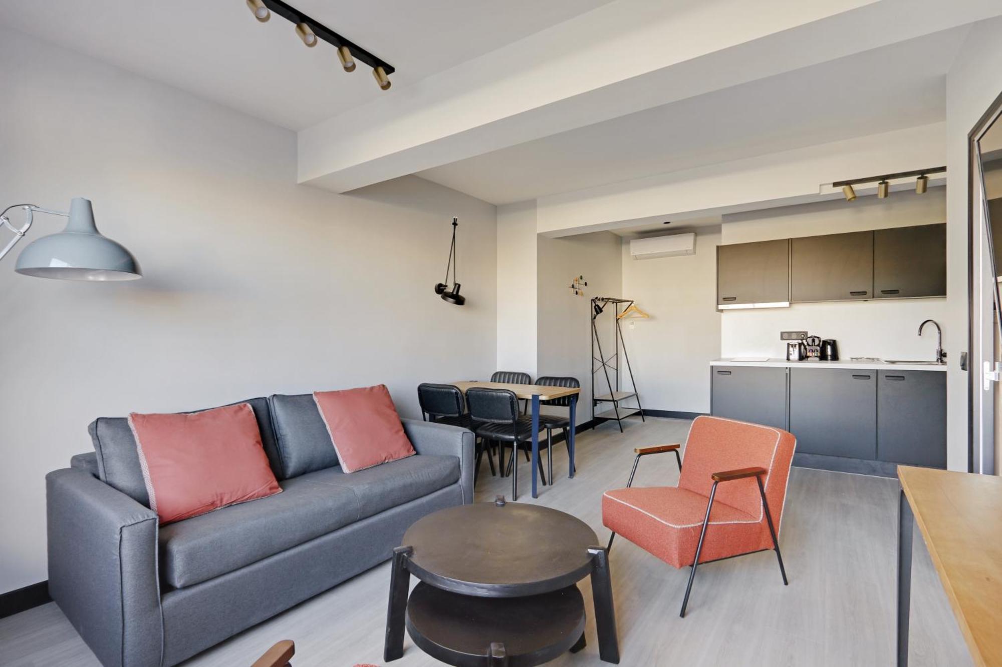 Pick A Flat'S Apartments In In Parc Des Buttes Chaumonts - Rue Edouard Pailleron Paris Exterior photo