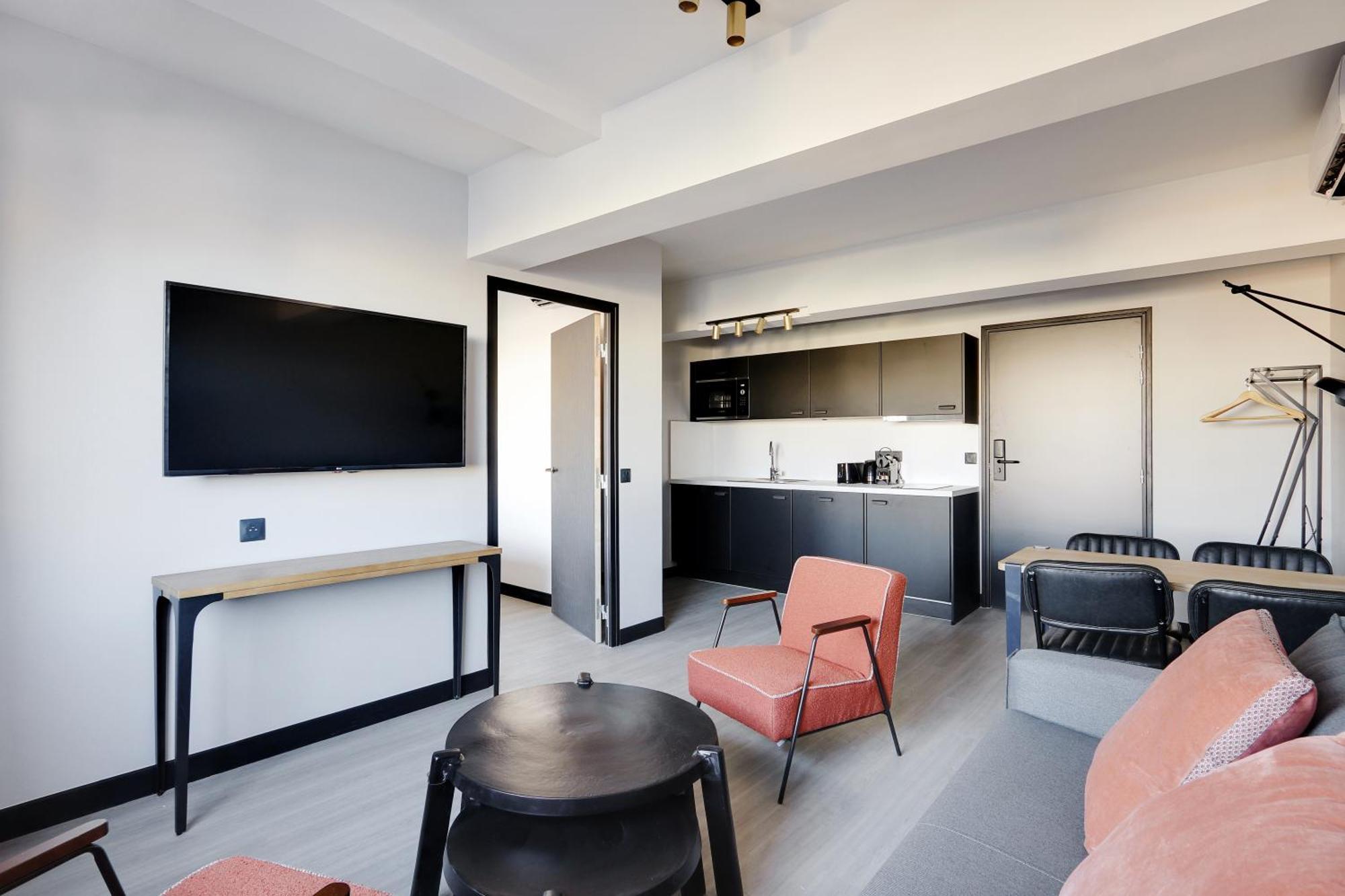 Pick A Flat'S Apartments In In Parc Des Buttes Chaumonts - Rue Edouard Pailleron Paris Exterior photo